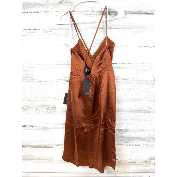 Lulus Women’s S Bronze Satin Hot Night Out Surplice Faux Wrap Midi Dress NWT - Picture 4 of 6